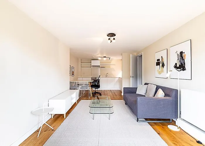 Modern Apartment With Balcony