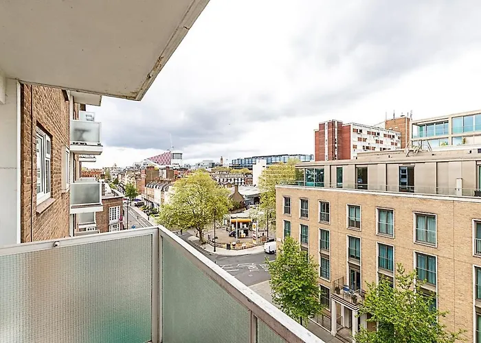 Modern Apartment With Balcony